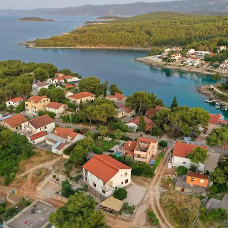 Huljic * Stari Grad (Hvar)